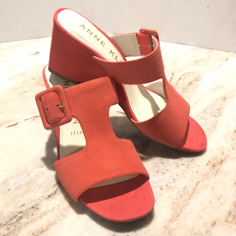 Anne Klein Coral Sueded Wedge  7.5